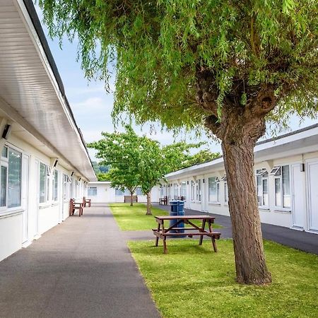 Sand Bay Holiday Village - Adults Only Weston-super-Mare Exteriér fotografie